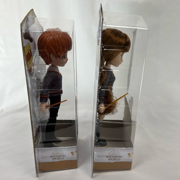 Set of 2 - Harry Potter 8” Dolls - Hermoine and Ron - NTW - Picture 5 of 7